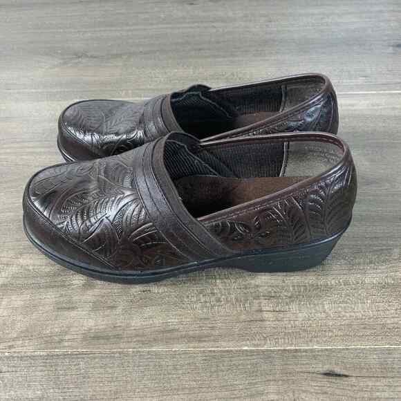 Easy Street Womens Brown Clogs Size 6.5 Slip On Comfort Arch Support - Picture 4 of 11